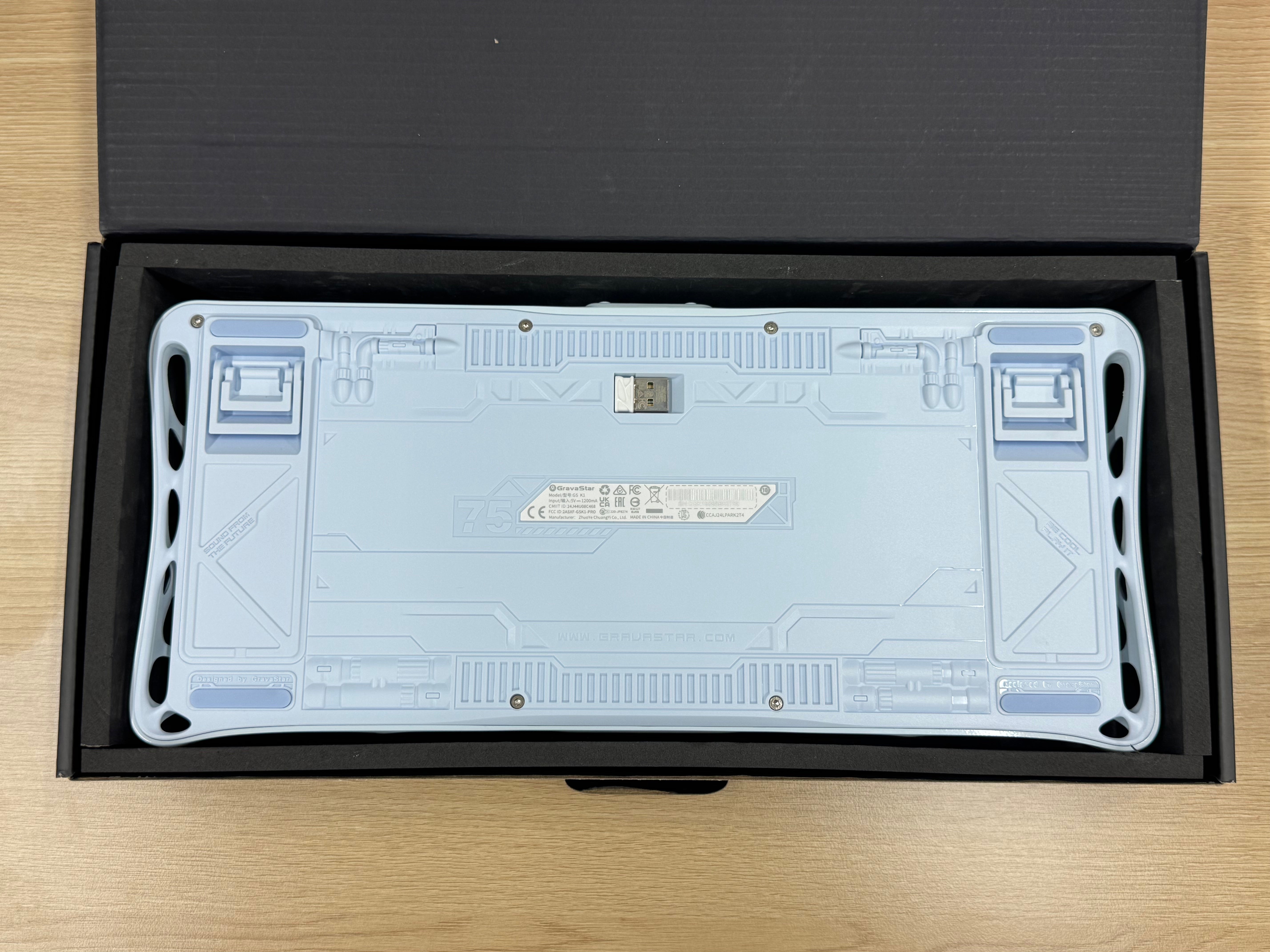 【リファービッシュ品】Mercury K1 ‐ アイスブルー(US配列)ロゴライトの焼き付き、使用痕あり、外装箱無し GS K1_BLU-0001