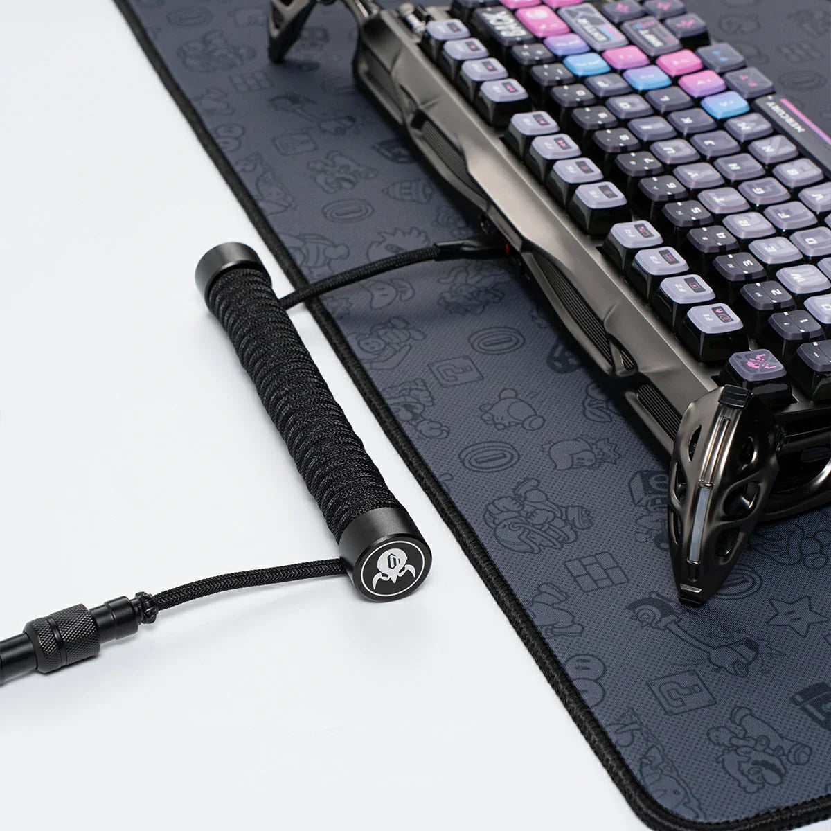 GravaStar コイル式アビエーター USBケーブル - ブラック