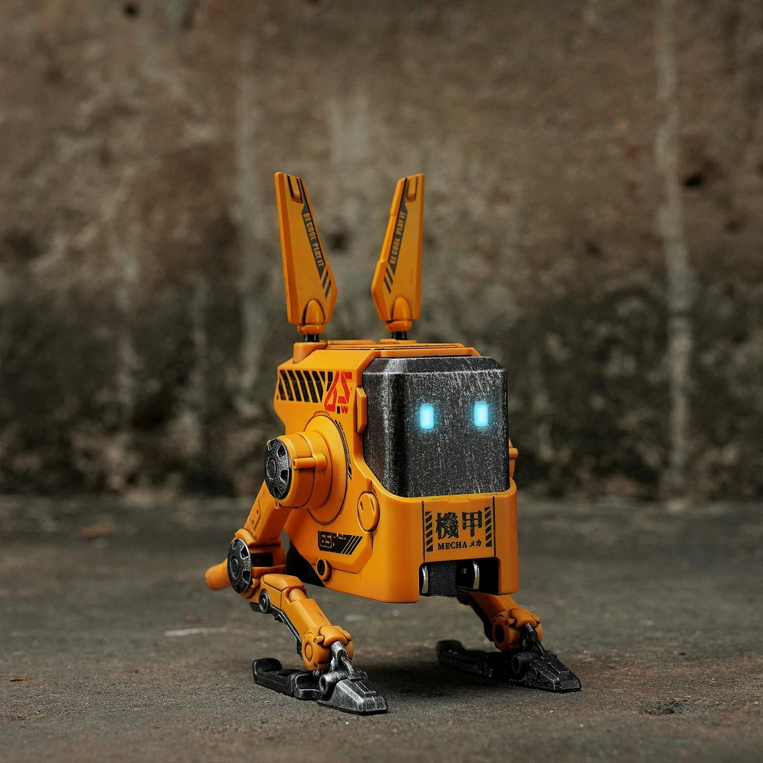 Alpha65 GaN 65W Wall Charger - War Damaged Yellow
