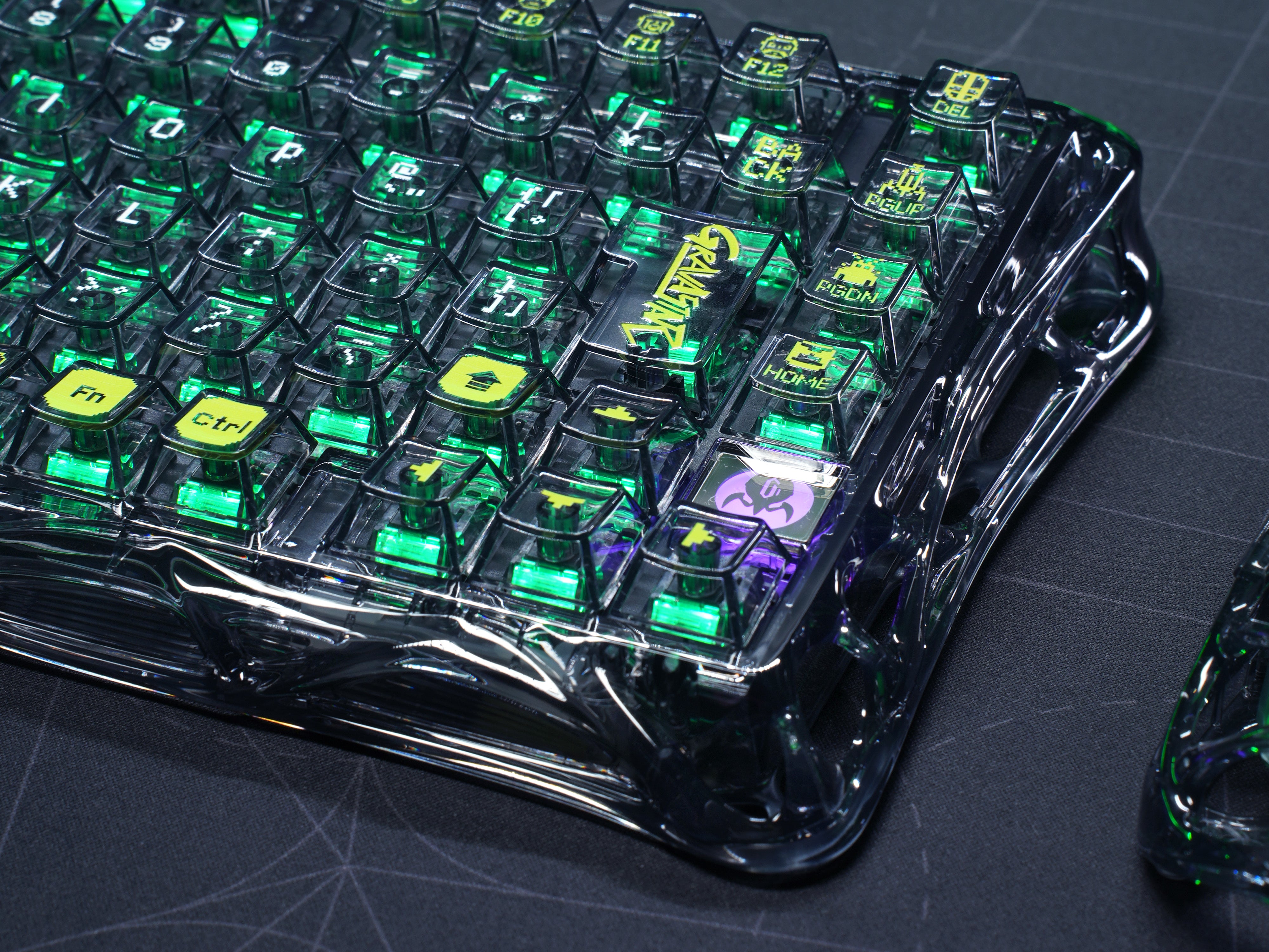 GravaStar Mercury K1 Lite トランスペアレントブラック | 75