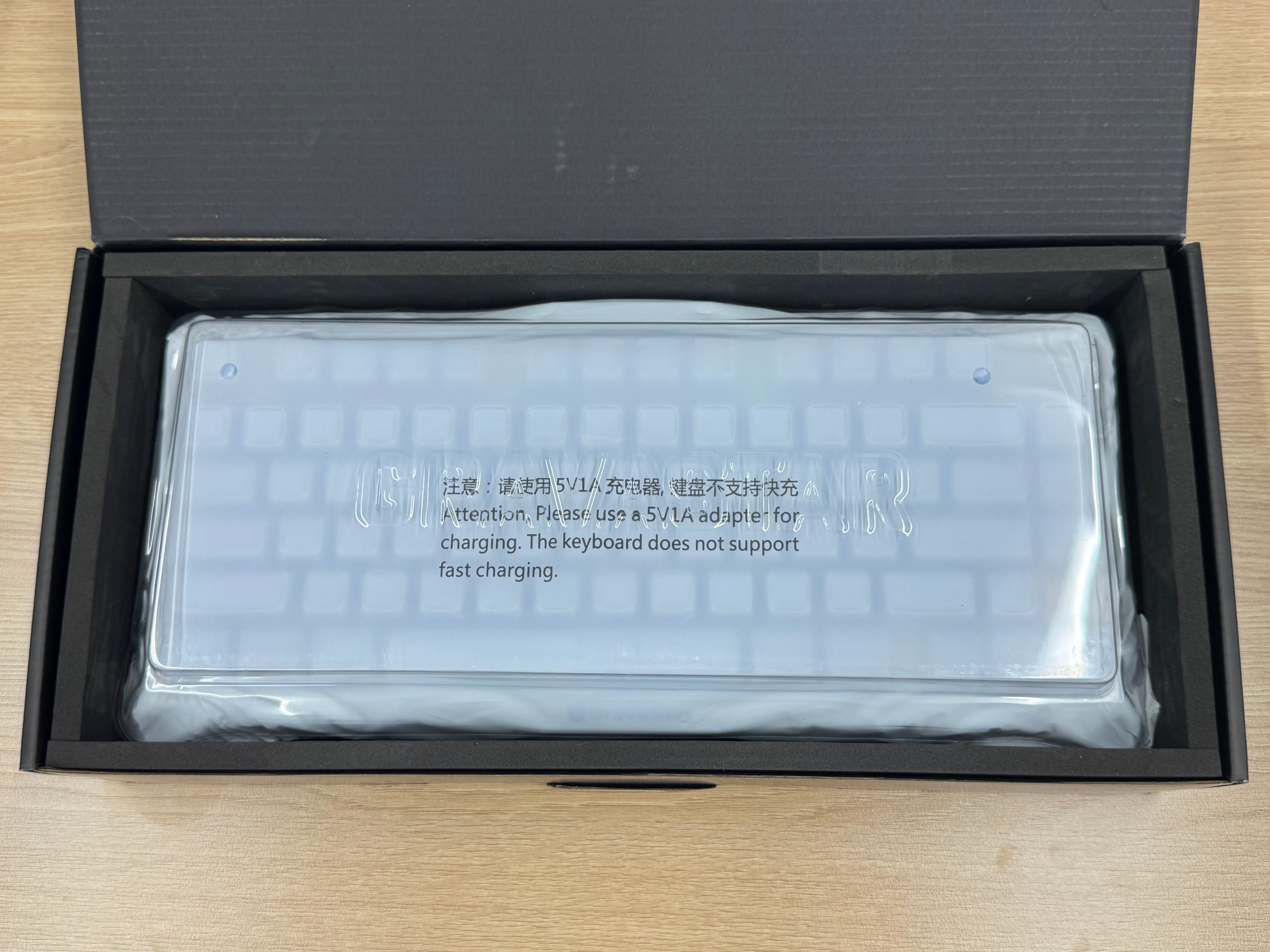 【リファービッシュ品】Mercury K1 ‐ アイスブルー（US配列）ロゴライトの焼き付き、開封済み GS K1_BLU-0003-3